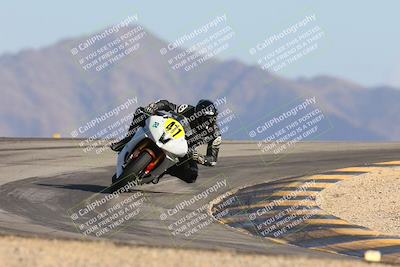 media/Nov-15-2024-CVMA Friday Practice (Fri) [[b142d29251]]/3-Group 3 and NRS/Session 5 (Turn 12)/